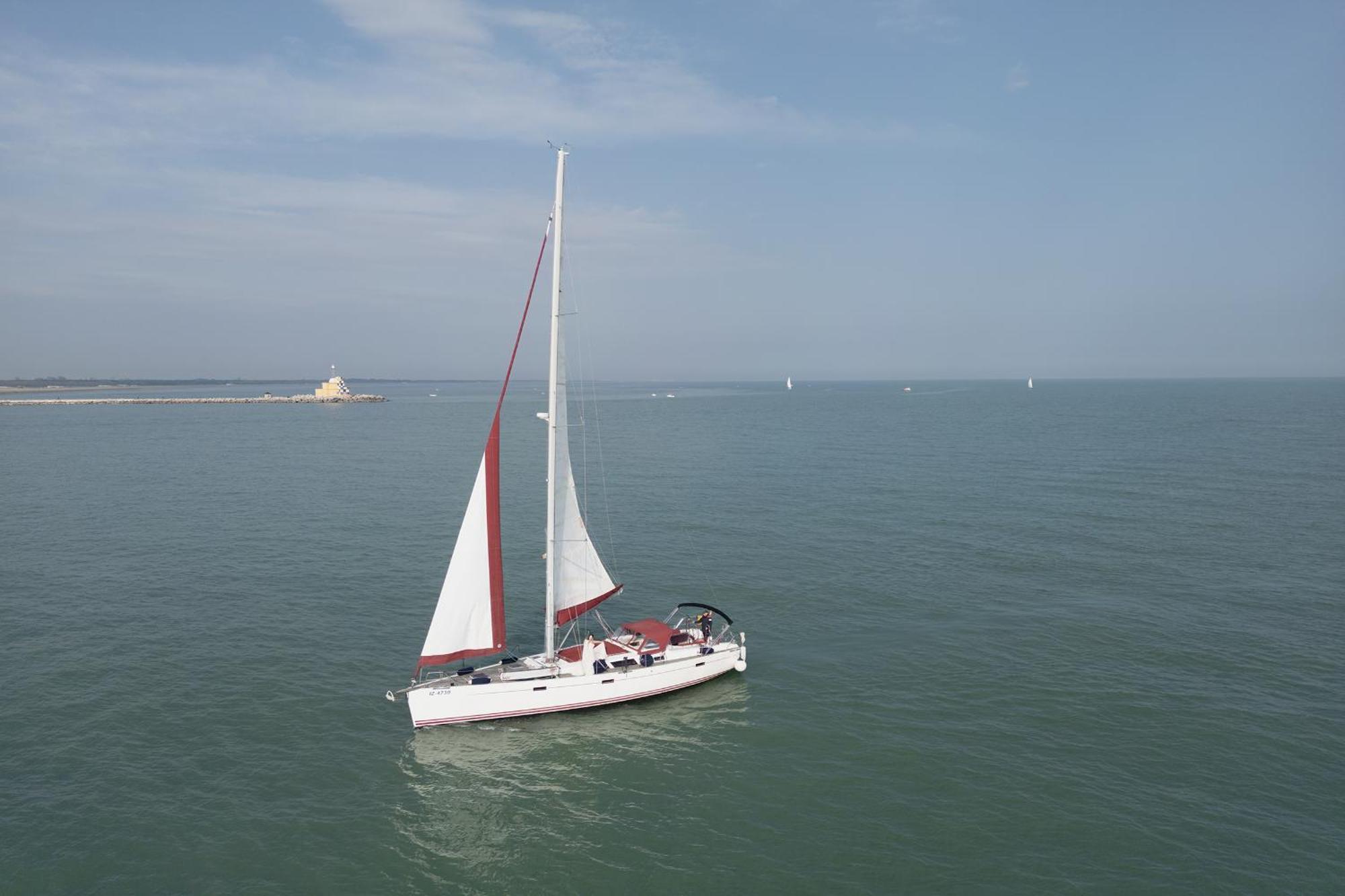 Hop Aboard! Sailing Excursion Included In Botel