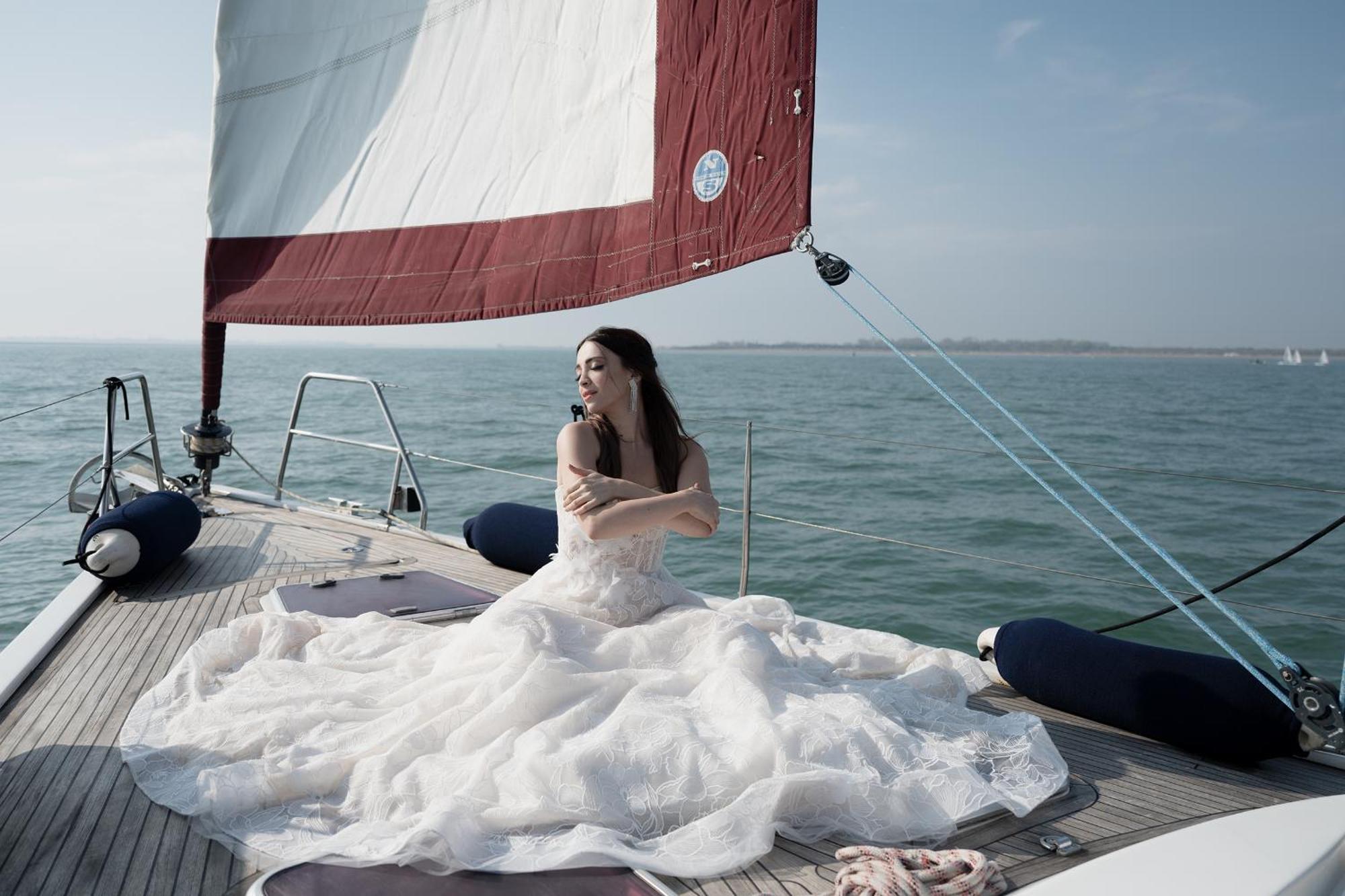 Hop Aboard! Sailing Excursion Included In *